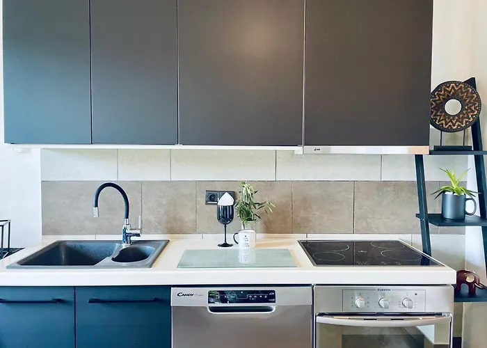 Blue&green شقة كوسترينا